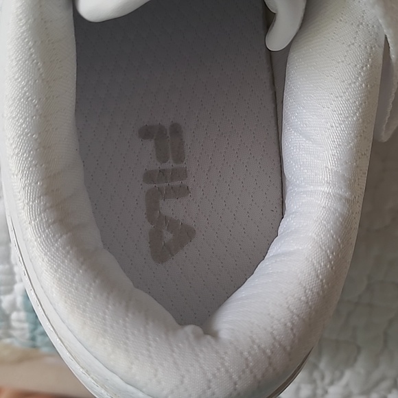 Fila brand new white sneakers - Picture 7 of 9